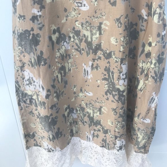 Winter Kate Nicole Richie Lace Detail Mini Dress - Picture 2 of 3